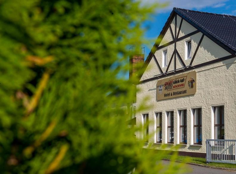 Sporthotel Glueck Auf Moenchenfrei Brand-Erbisdorf المظهر الخارجي الصورة
